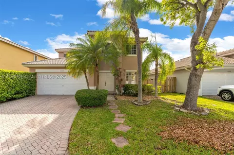 14026 SW 155th Ct, Miami, FL 33196
