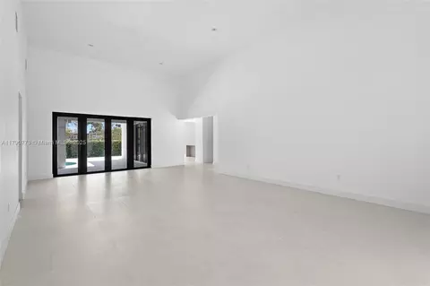 Living - 19601 E Saint Andrews Dr, Hialeah, FL 33015 photo 1 of 6