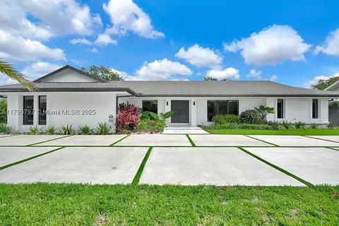 10105 SW 131st Ter, Miami, FL 33176