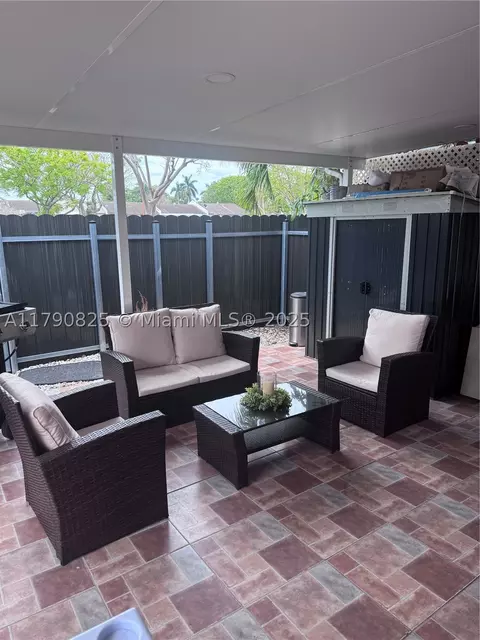 5308 SW 138th Pl, Miami, FL 33175