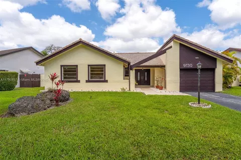 9130 SW 101st Ave, Miami, FL 33176