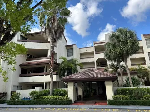 9040 SW 125th Ave #D105, Miami, FL 33186