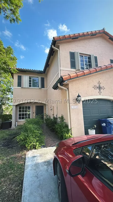 15258 SW 37th Ter, Miami, FL 33185