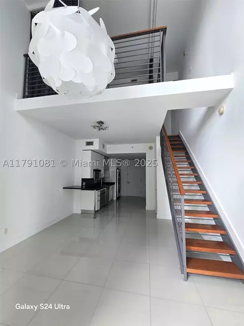 60 SW 13th St #2010, Miami, FL 33130