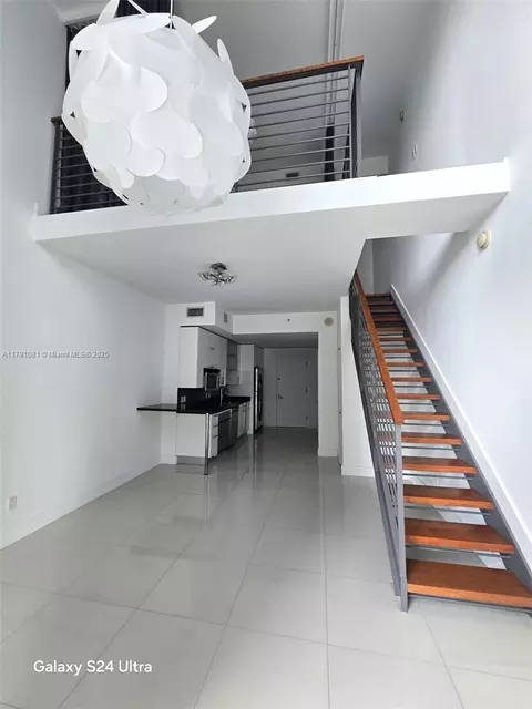 60 SW 13th St #2010, Miami, FL 33130
