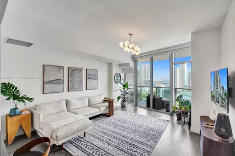 3301 NE 1st Ave #H2006, Miami, FL 33137