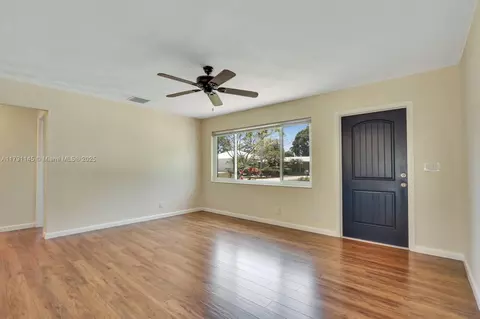 3135 SE Mimosa St, Stuart, FL 34997 photo 8