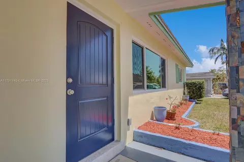 3135 SE Mimosa St, Stuart, FL 34997 photo 5