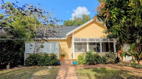 550 SW 13th Ave, Fort Lauderdale, FL 33312