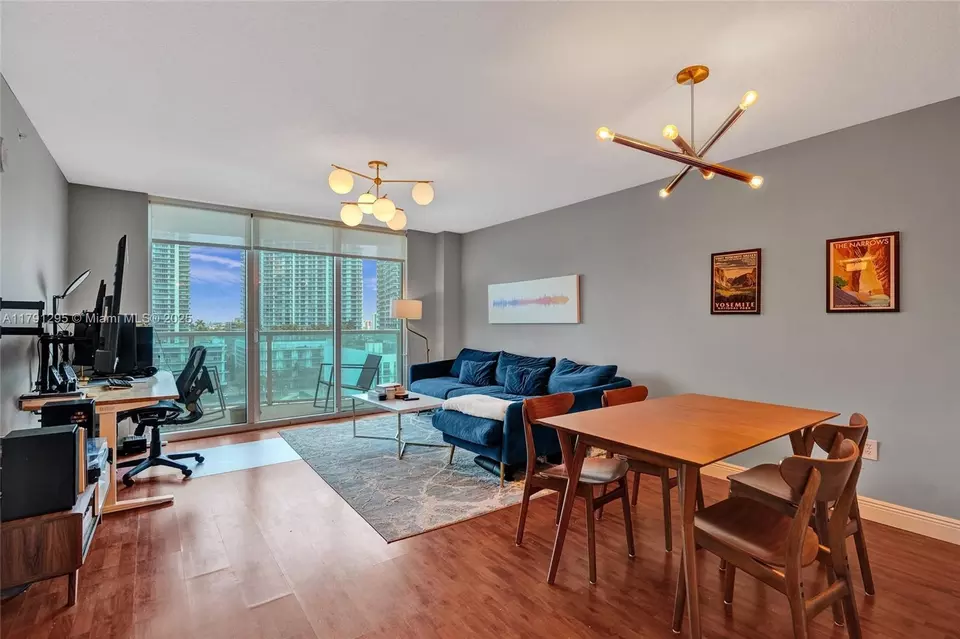 Other - 31 SE 5th St #1505, Miami, FL 33131 photo 4 of 13