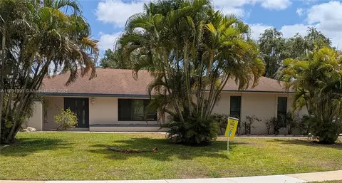 142 Sulky Way, Wellington, FL 33414