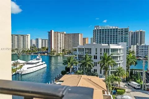 2881 NE 33rd Ct #7E, Fort Lauderdale, FL 33306