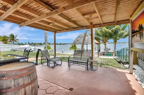 17501 NW 85th Ave, Hialeah, FL 33015 photo 7