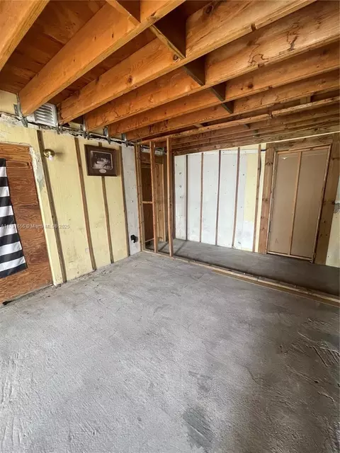 17501 NW 85th Ave, Hialeah, FL 33015 photo 48