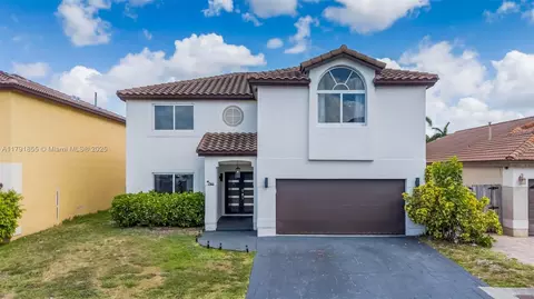 8323 NW 196th Ter, Hialeah, FL 33015