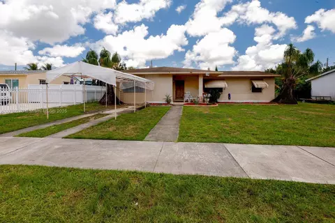 1005 NE 13th Ave, Homestead, FL 33033
