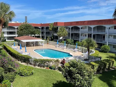 581 Blue Heron Dr #314-B, Hallandale Beach, FL 33009