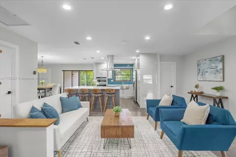 3330 NW 97th Ave, Sunrise, FL 33351