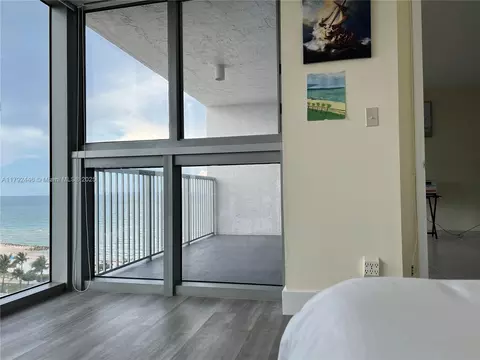 2655 Collins Ave #1405, Miami Beach, FL 33140