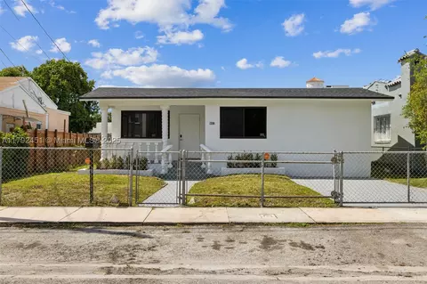 1384 NW 55th Ter, Miami, FL 33142