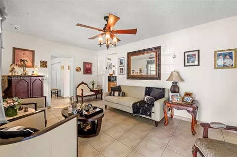 171 Curtiss Dr, Hialeah, FL 33010 photo 7