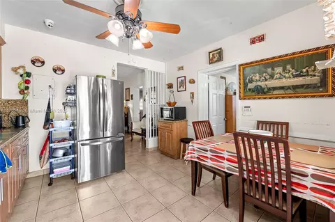 171 Curtiss Dr, Hialeah, FL 33010 photo 17