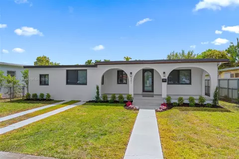 301 SW 55th Ave, Miami, FL 33134