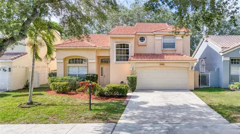 10240 Port Of Spain St, Hollywood, FL 33026