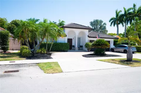 16002 SW 103rd Ln, Miami, FL 33196