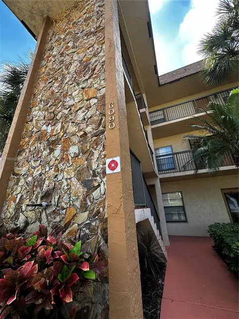 6090 N Sabal Palm Blvd #103, Tamarac, FL 33319