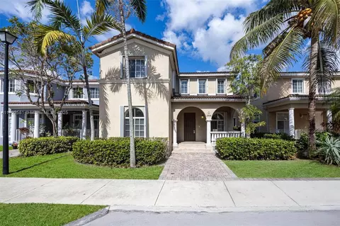 27056 SW 140th Pl, Homestead, FL 33032