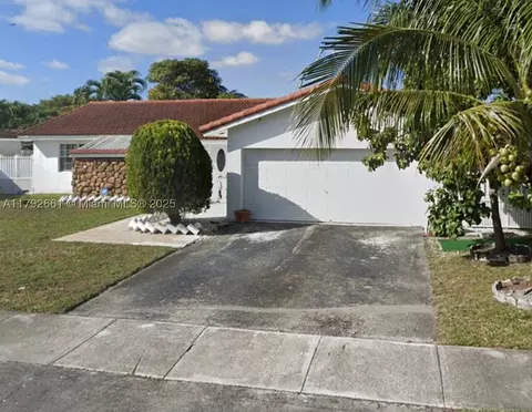 4904 SW 140th Ct, Miami, FL 33175