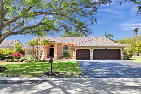 10456 NW 48th Mnr, Coral Springs, FL 33076