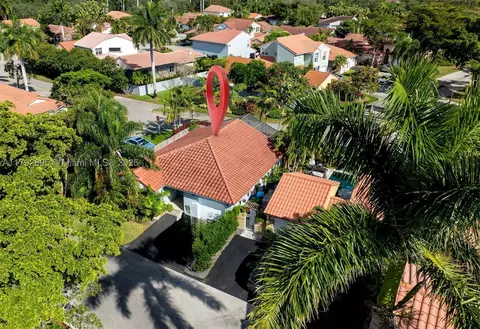 1225 Seagrape Cir, Weston, FL 33326