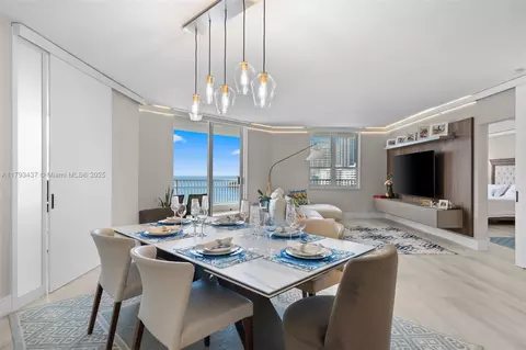 701 Brickell Key Blvd #1812, Miami, FL 33131