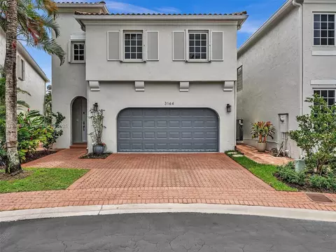 3144 NE 212th St, Aventura, FL 33180