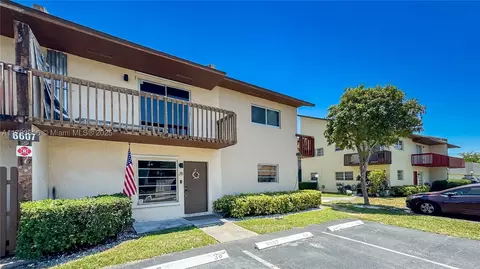 6607 Winfield Blvd #A-38, Margate, FL 33063