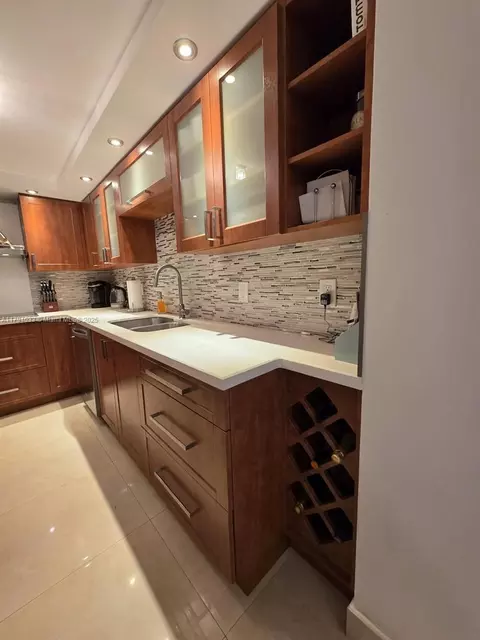 Kitchen - 9225 Collins Ave #1409, Surfside, FL 33154 photo 3 of 4