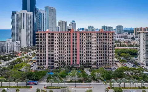 210 174th St #2017, Sunny Isles Beach, FL 33160