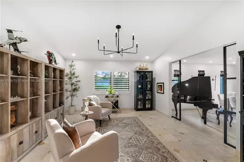 10620 SW 127th St, Miami, FL 33176