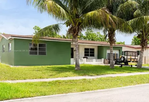 3921 NW 33rd Ter, Lauderdale Lakes, FL 33309