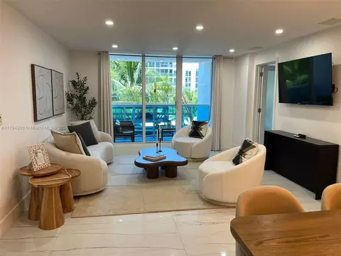 2301 Collins Ave #326, Miami Beach, FL 33139