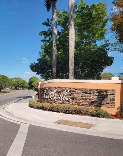 10022 NW 7th St #210, Miami, FL 33172