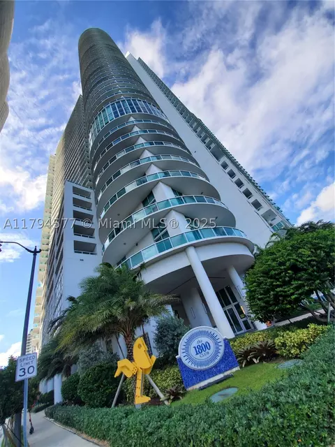 1800 N Bayshore Dr #2108, Miami, FL 33132