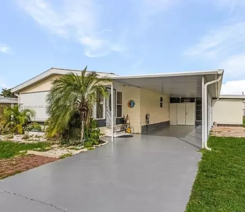 315 Shrub Lane S North Fort Myers, North Fort Myers, FL 33917