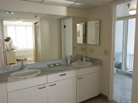 9341 Collins Ave #1102, Surfside, FL 33154 photo 16