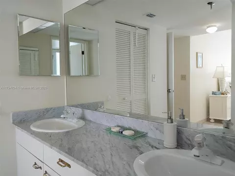 9341 Collins Ave #1102, Surfside, FL 33154 photo 18