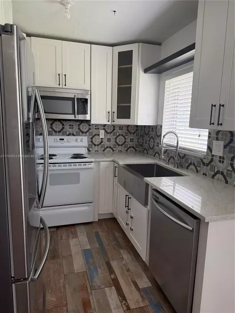 3800 NE 21st Ave #12, Lighthouse Point, FL 33064