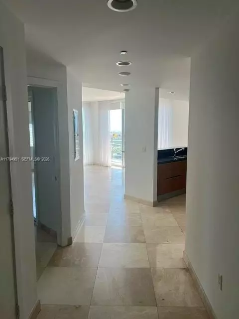 1050 Brickell #3314, Miami, FL 33131