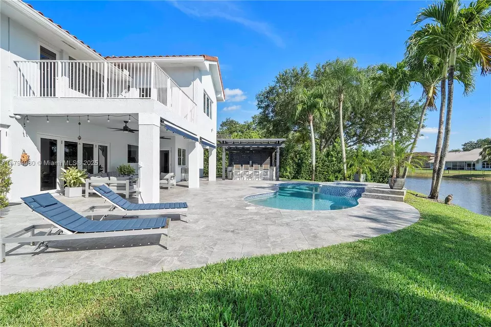 Other - 20230 NW 7th St, Pembroke Pines, FL 33029 photo 33 of 35